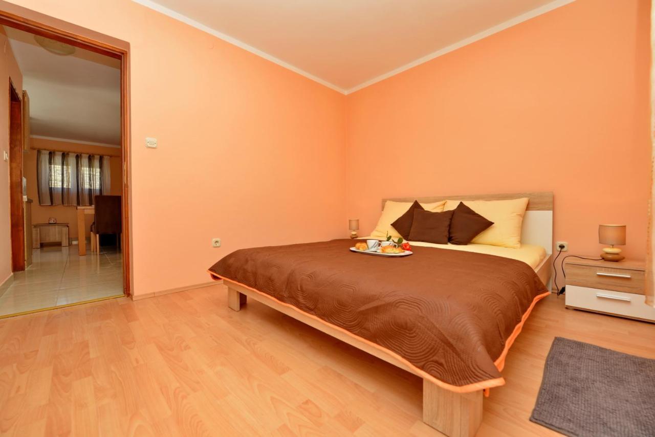 Apartment Kokic Pridraga Exterior photo