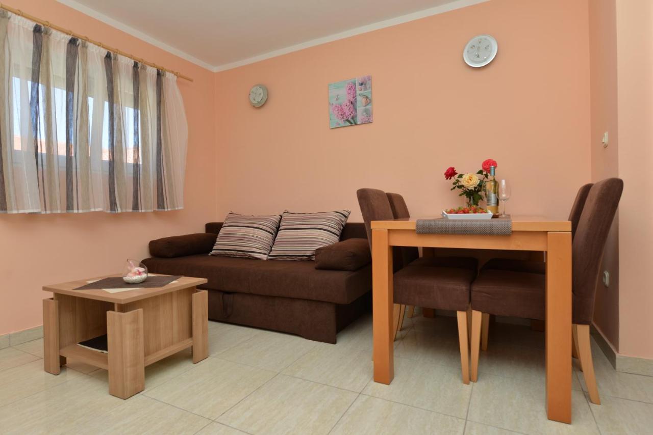 Apartment Kokic Pridraga Exterior photo