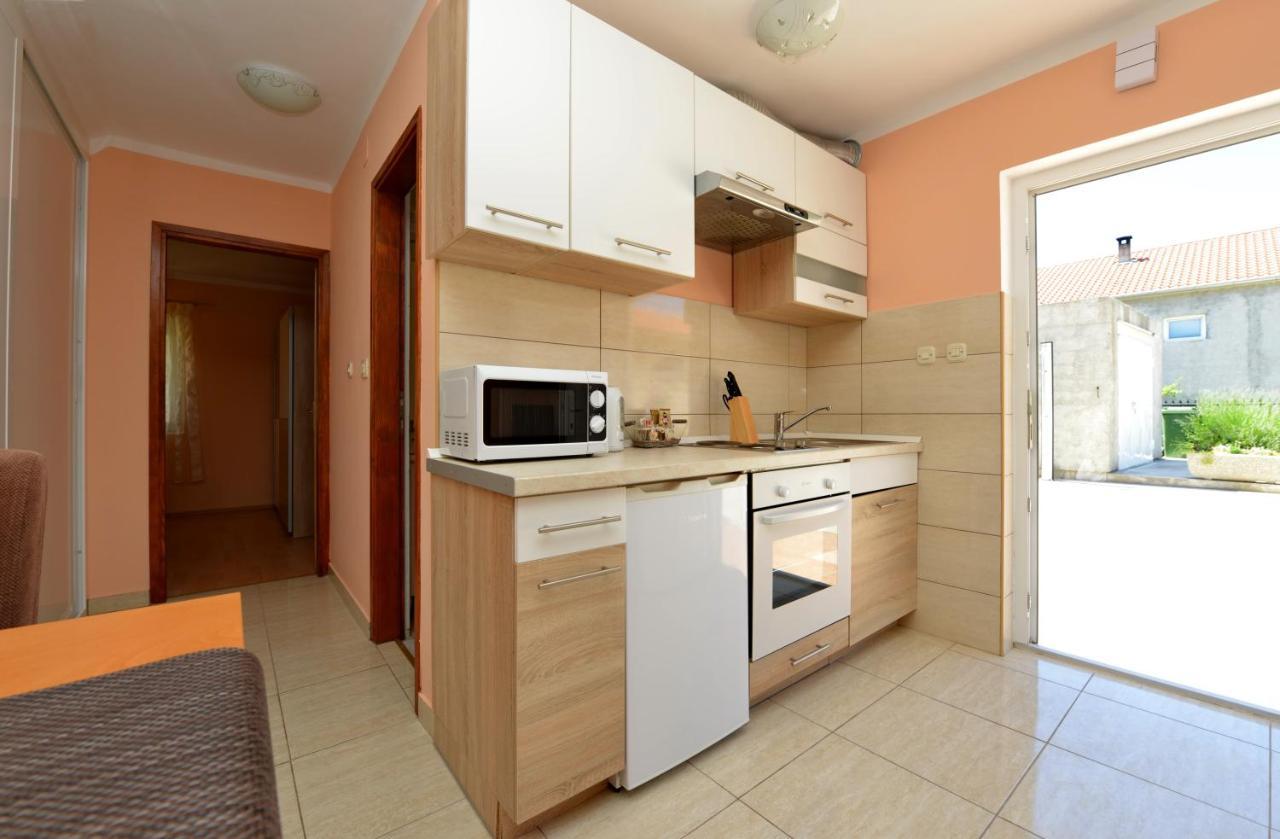 Apartment Kokic Pridraga Exterior photo